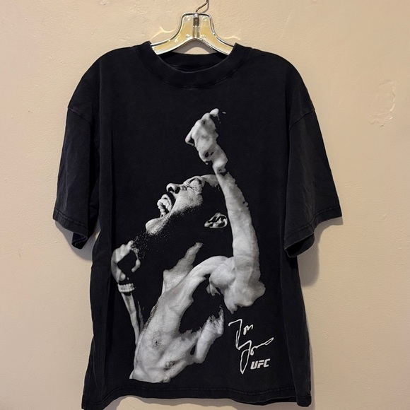 UFC Black and White Graphic Men's Tee - Picture 1 of 2